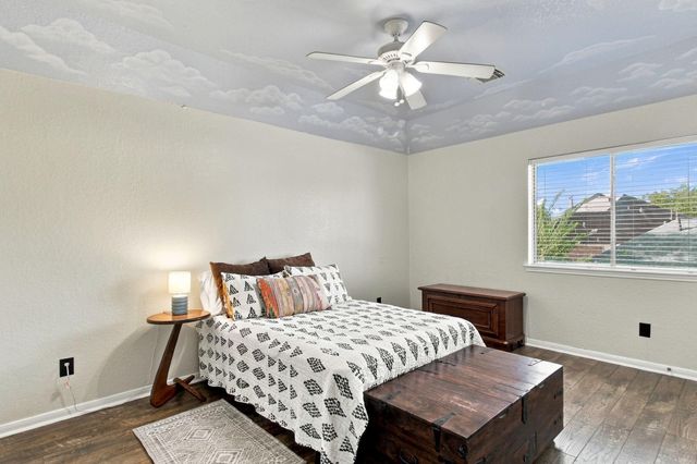 2922 Marble Falls Drive, Pearland, TX 77584