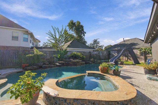 2922 Marble Falls Drive, Pearland, TX 77584