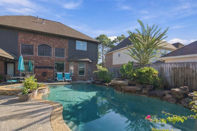 2922 Marble Falls Drive, Pearland, TX 77584