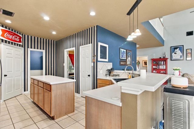 2922 Marble Falls Drive, Pearland, TX 77584