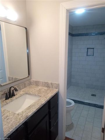 1008 E Side Drive, Greensboro, NC 27406
