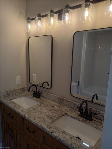1008 E Side Drive, Greensboro, NC 27406