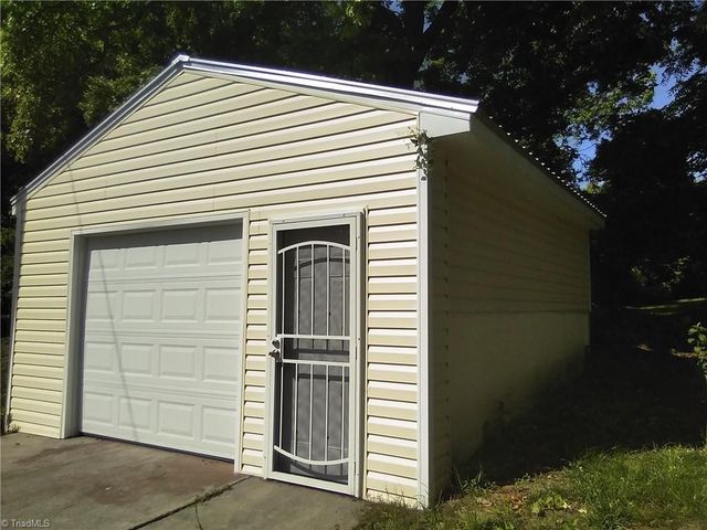 1008 E Side Drive, Greensboro, NC 27406
