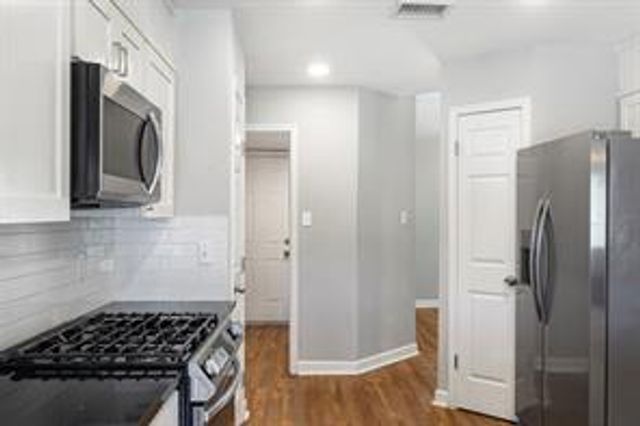 501 Elm CT, Cedar Park, TX 78613