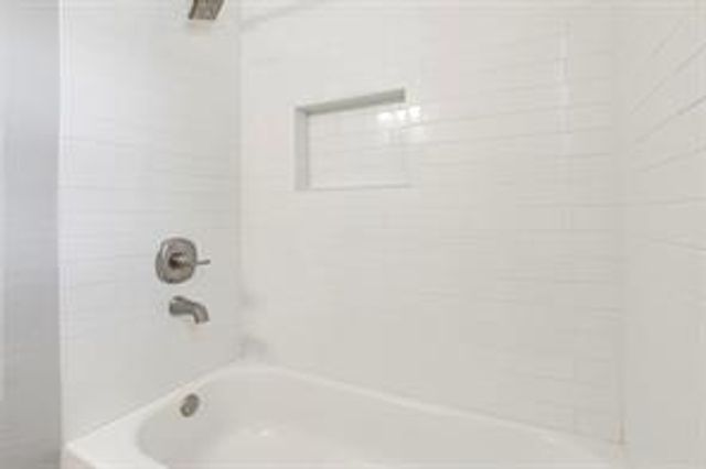 501 Elm CT, Cedar Park, TX 78613