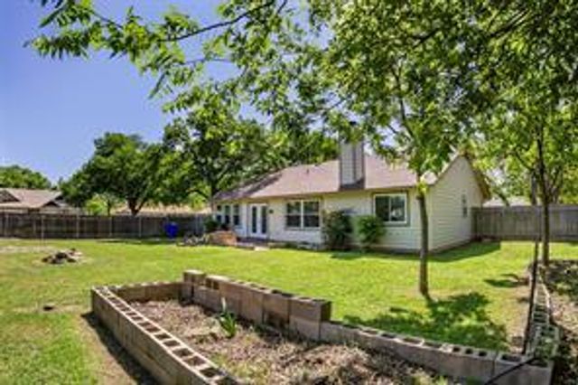 501 Elm CT, Cedar Park, TX 78613