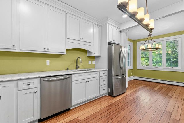 2851 S Lenox STREET, Milwaukee, WI 53207