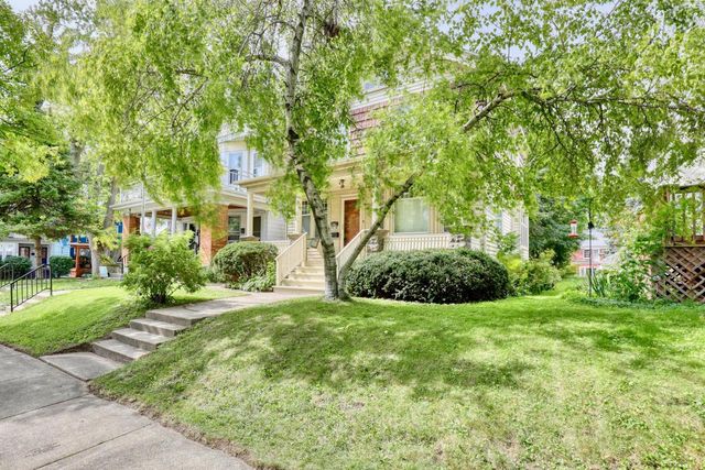 2851 S Lenox STREET, Milwaukee, WI 53207
