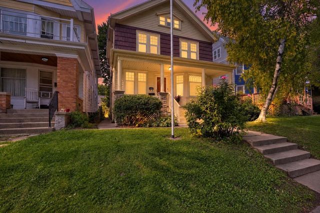 2851 S Lenox STREET, Milwaukee, WI 53207