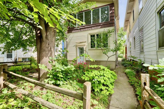 2851 S Lenox STREET, Milwaukee, WI 53207