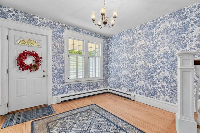 2851 S Lenox STREET, Milwaukee, WI 53207