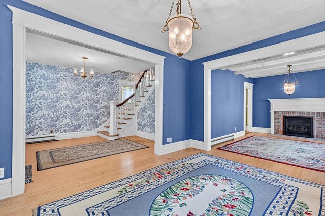 2851 S Lenox STREET, Milwaukee, WI 53207