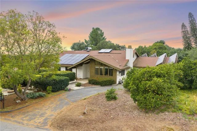 665 Norwynn Lane, Fallbrook, CA 92028
