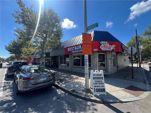 1425 Broad Street, Providence, RI 02905