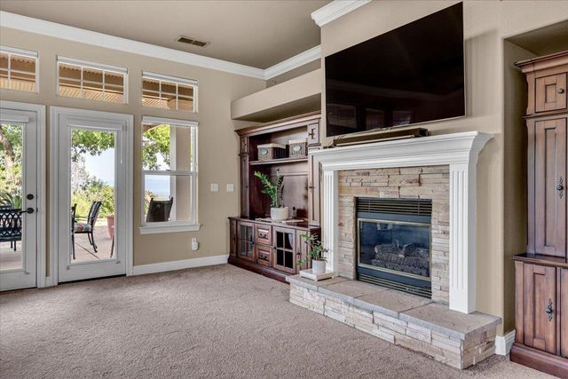 15202 Ledgewood Drive, Redding, CA 96001