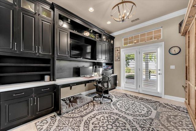 15202 Ledgewood Drive, Redding, CA 96001