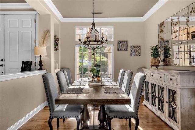 15202 Ledgewood Drive, Redding, CA 96001