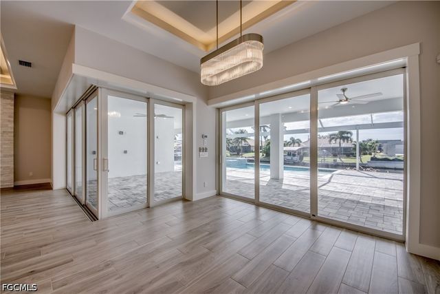 5314 Colonade CT, Cape Coral, FL 33904