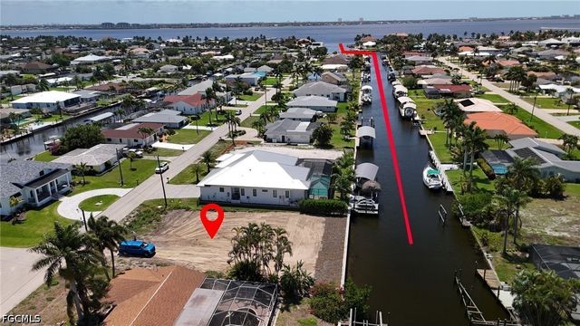 5314 Colonade CT, Cape Coral, FL 33904