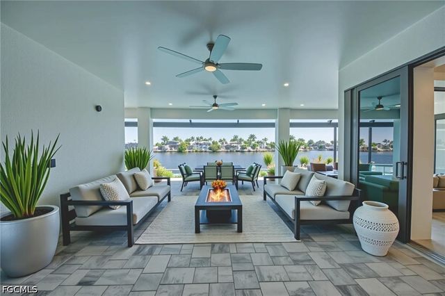 5314 Colonade CT, Cape Coral, FL 33904