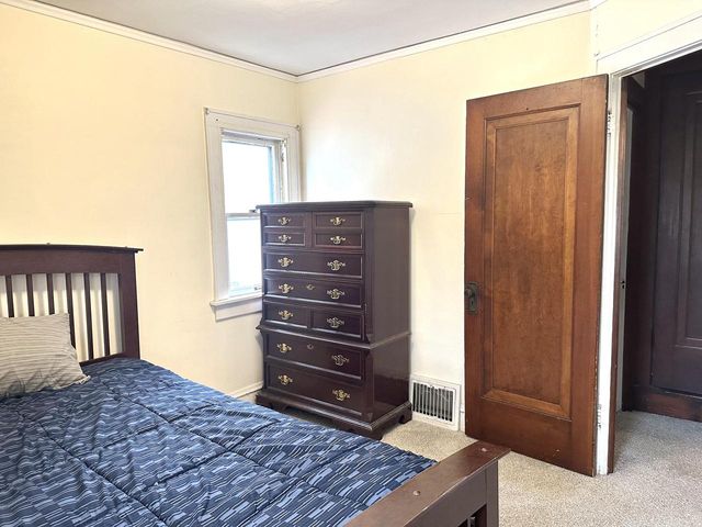 2557 N 59th STREET, Milwaukee, WI 53210
