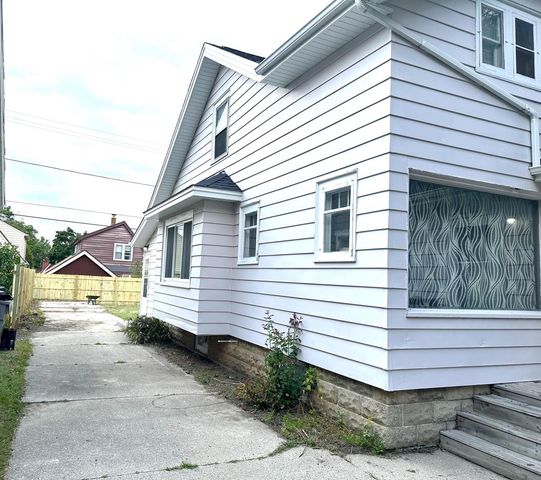 2557 N 59th STREET, Milwaukee, WI 53210