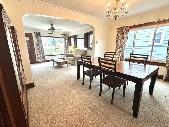 2557 N 59th STREET, Milwaukee, WI 53210