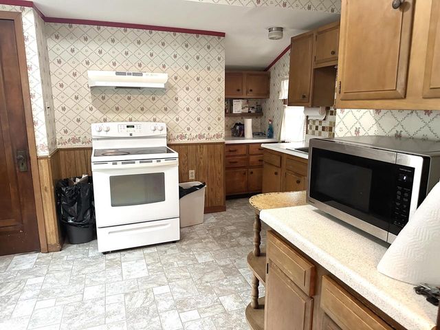 2557 N 59th STREET, Milwaukee, WI 53210