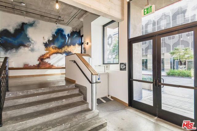 330 W 11th Street 607, Los Angeles, CA 90015