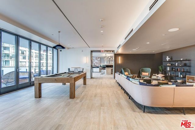 330 W 11th Street 607, Los Angeles, CA 90015