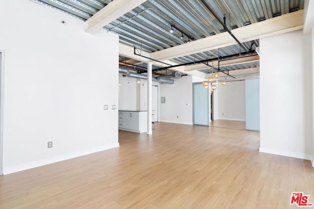 330 W 11th Street 607, Los Angeles, CA 90015