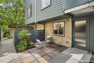 916 N 73rd Street #A, Seattle, WA 98103