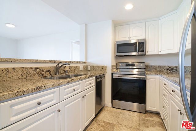 2170 Century Parkway 708, Los Angeles, CA 90067