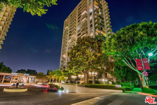 2170 Century Parkway 708, Los Angeles, CA 90067