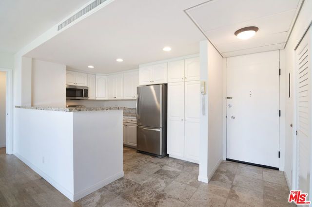2170 Century Parkway 708, Los Angeles, CA 90067