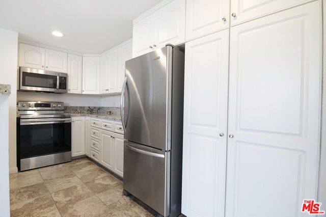 2170 Century Parkway 708, Los Angeles, CA 90067