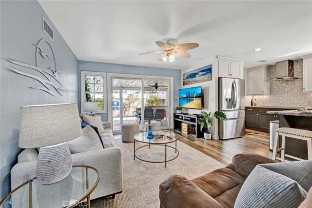 2825 E Jackson, Orange, CA 92867