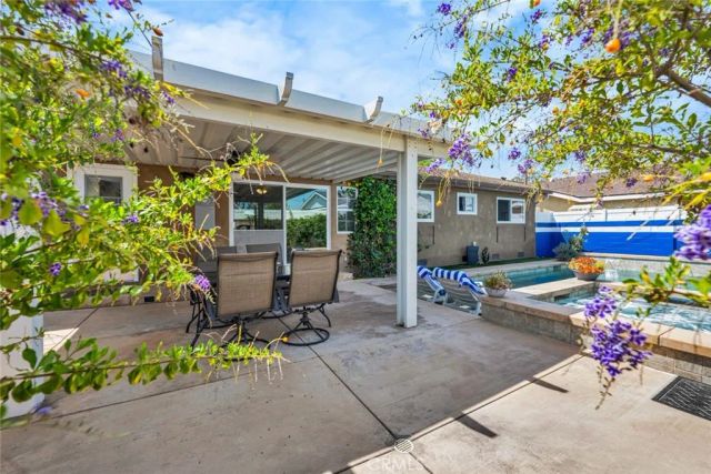 2825 E Jackson, Orange, CA 92867