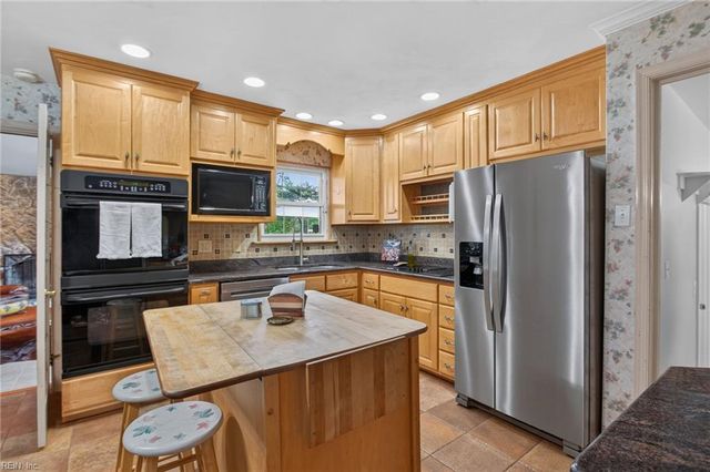 5504 Hatteras RD, Virginia Beach, VA 23462