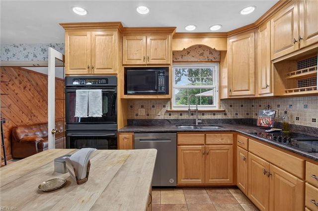 5504 Hatteras RD, Virginia Beach, VA 23462