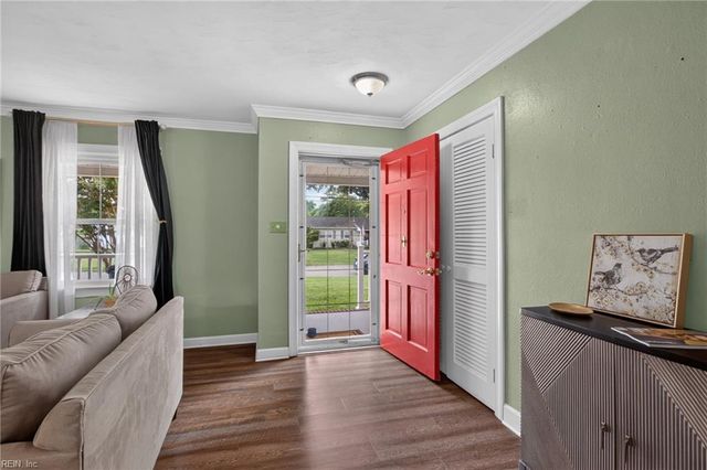 5504 Hatteras RD, Virginia Beach, VA 23462