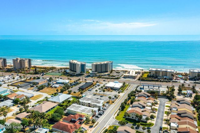 130 Roosevelt Avenue 204, Satellite Beach, FL 32937