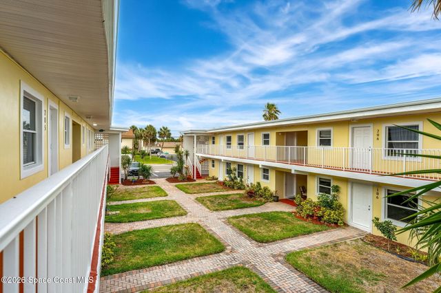 130 Roosevelt Avenue 204, Satellite Beach, FL 32937