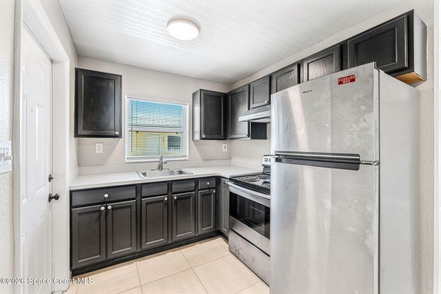 130 Roosevelt Avenue 204, Satellite Beach, FL 32937