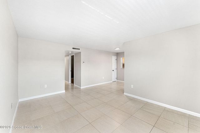 130 Roosevelt Avenue 204, Satellite Beach, FL 32937