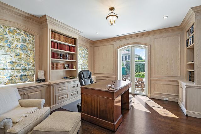 210 Emerald Lane, Palm Beach, FL 33480