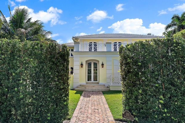 210 Emerald Lane, Palm Beach, FL 33480