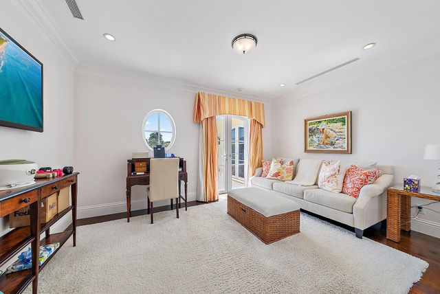 210 Emerald Lane, Palm Beach, FL 33480