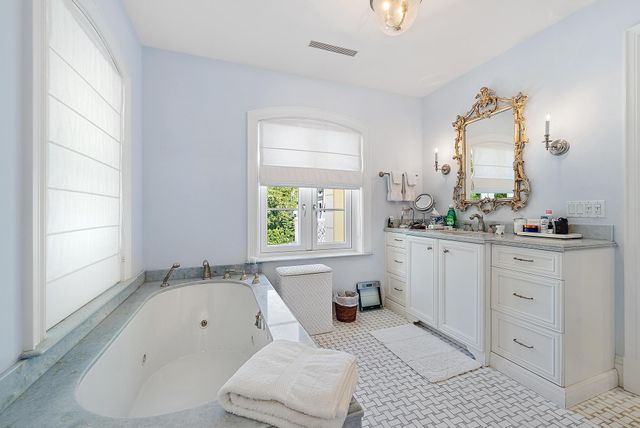 210 Emerald Lane, Palm Beach, FL 33480