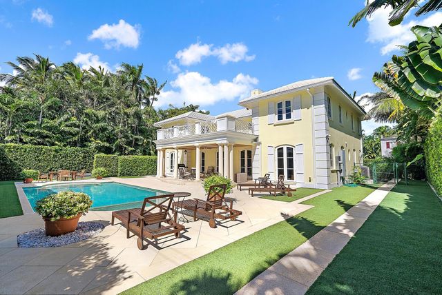 210 Emerald Lane, Palm Beach, FL 33480